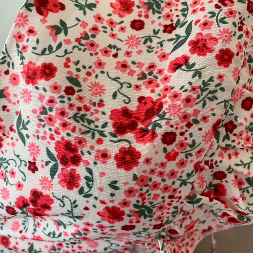 🆕 Summer Fling - Babydoll Floral Mini Dress - Picture 7 of 8